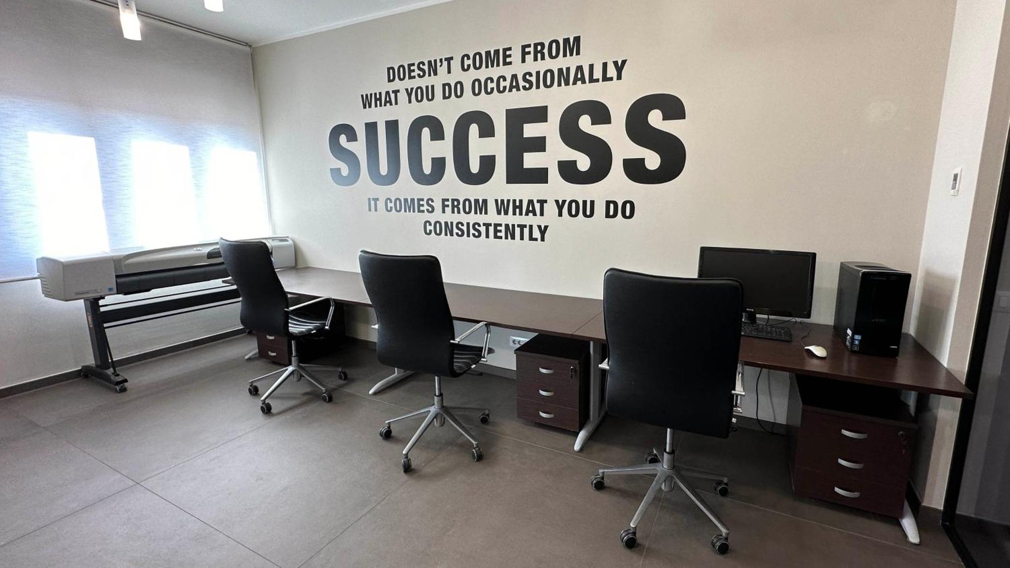 Agora Connect Space บรินดิซิ ภายนอก รูปภาพ